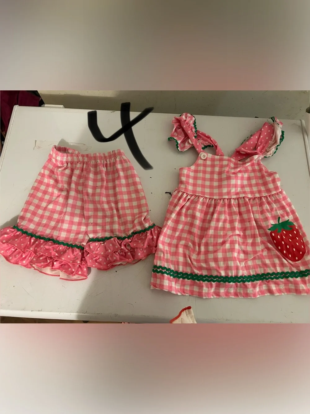 Girls boutique sets two sets like new